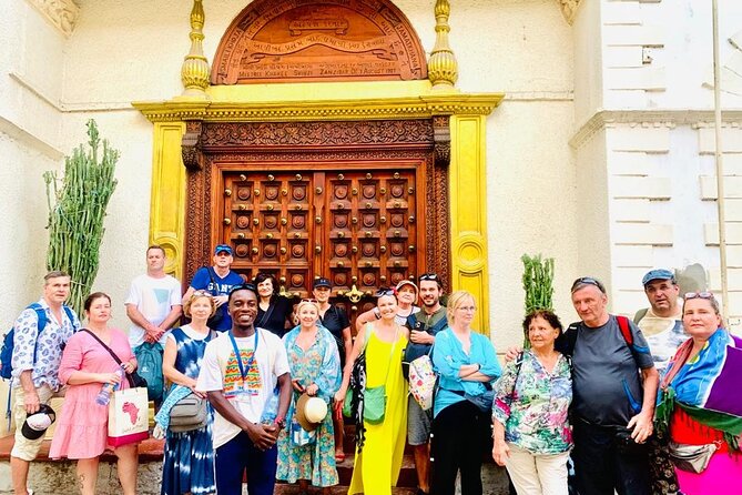 3 Hours Private Stone Town Walking Tour - Forodhani Gardens: Where the Evening Food Scene Lives