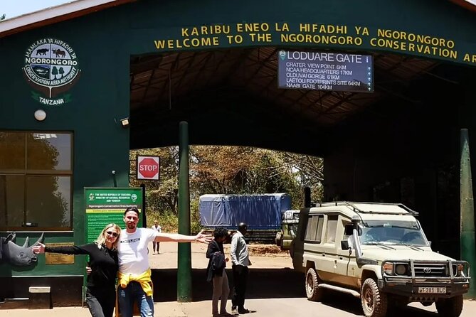 4 Days Tanzania Safari Tarangire, Serengeti and Ngorongoro Crater - Day 3: Morning Serengeti Game Drive and a Late Arrival on the Ngorongoro Rim