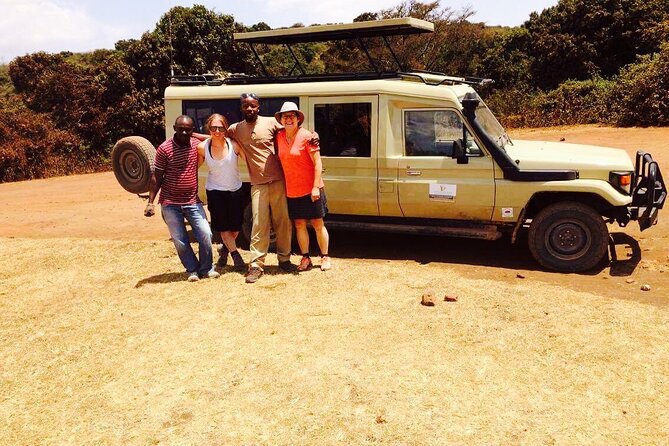 4 Days Wildlife Tanzania Adventure - Day 1 at Lake Manyara: picnic lunch and big-animal variety