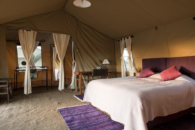 5 Days 4 Nights Tarangire, Serengeti , Ngorongoro & Manyara Wildlife Safari - Arusha Pickup and the Private 4x4 Reality Check