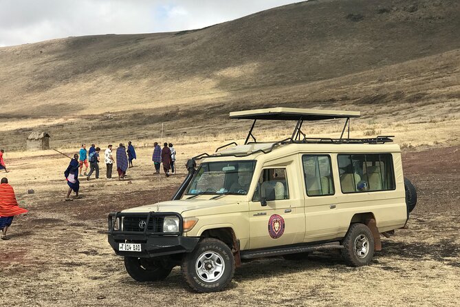 5 Days Budget Private Safari, Tanzania - Day 3 Serengeti at 6 am: sunrise game drive, bush breakfast, then Ngorongoro