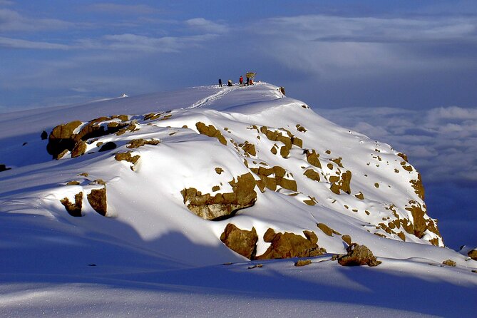 5 Days Marangu Route Kilimanjaro hiking - Day 2: Horombo encampment, Mawenzi and Kibo views while altitude starts to talk