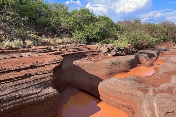 5-Hour Private Guided Tour in Lake Chala with Lunch - Lunch With Water: The Simple Fuel You Actually Need