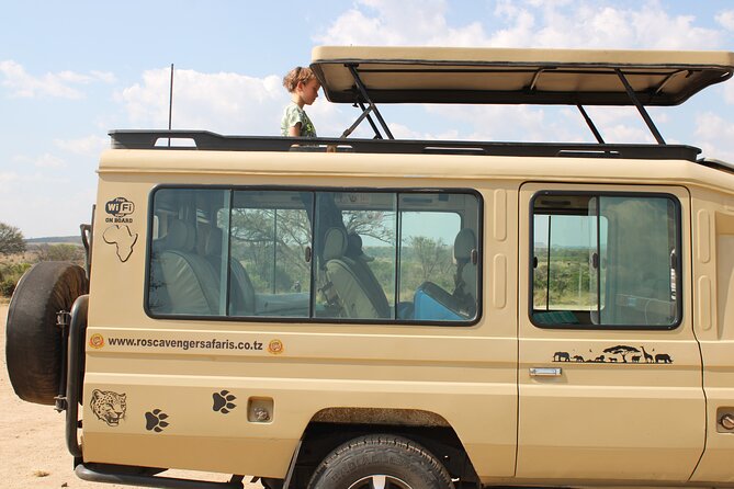 6 Days Adventure Towards Serengeti, Ngorongoro and Tarangire - Arusha start at Clocktower Roundabout, then straight into safari mode