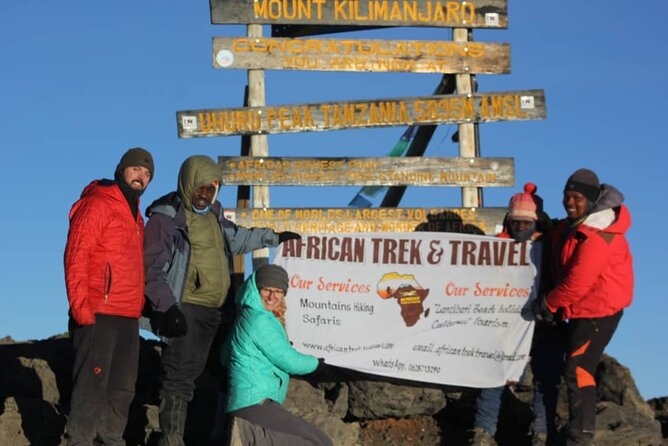 6 Days Machame route Kilimanjaro climbing - Day 3 to Baranco camp via Lava Tower: climb high, descend low, then catch sunset