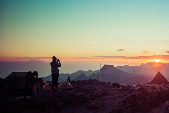 7-Day Kilimanjaro Climb–Lemosho R. Scenic Adventure to the summit - Summit Night at 23:30, Stella Point, and Uhuru Peak