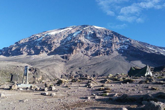 7 Days Kilimanjaro Climb Machame route - Barranco Wall and Karanga Valley ridge camping (Day 4)