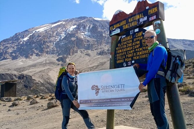 7 days Kilimanjaro climb via Machame route (Whiskey route) - Day 4 up the Great Barranco Wall: short, steep, and mostly doable