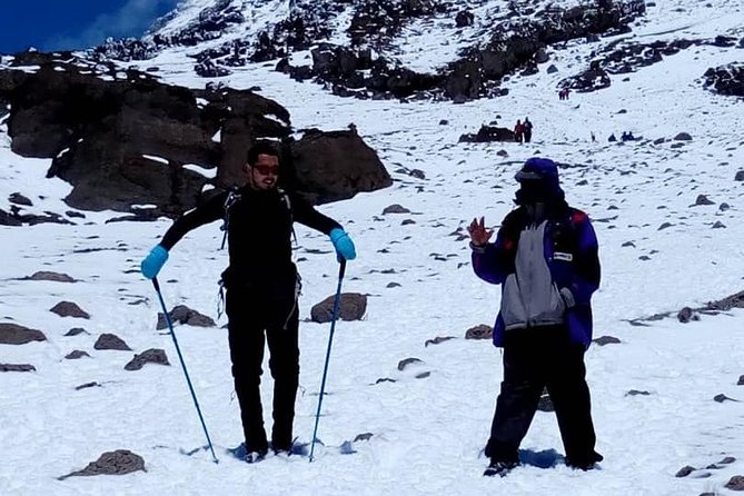 8 Days Climbing Mt.Kilimanjaro (Lemosho Route) - The crew and group style: the human side of summit chances