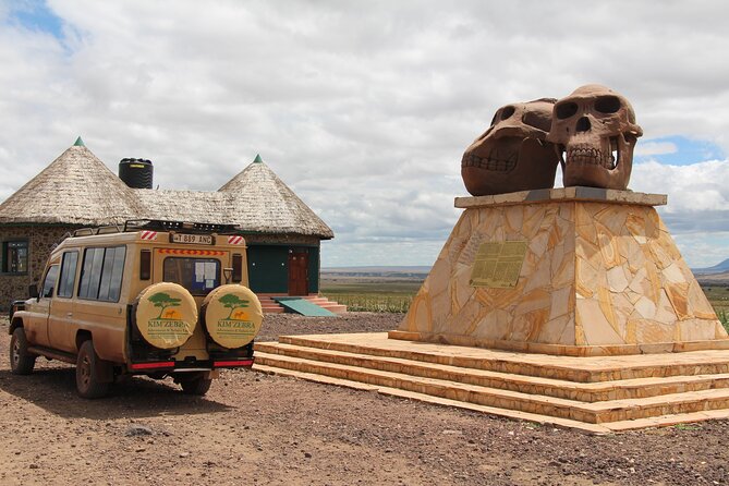 8 Days Tanzania Simba Luxury Safari - Ngorongoro Crater: The Big Descent and the Water That Concentrates Life