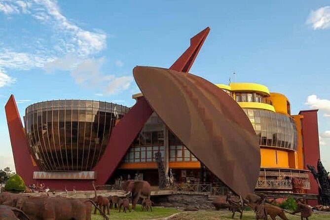 Arusha city tour - Meserani Snake Park: educational shows and live animal encounters