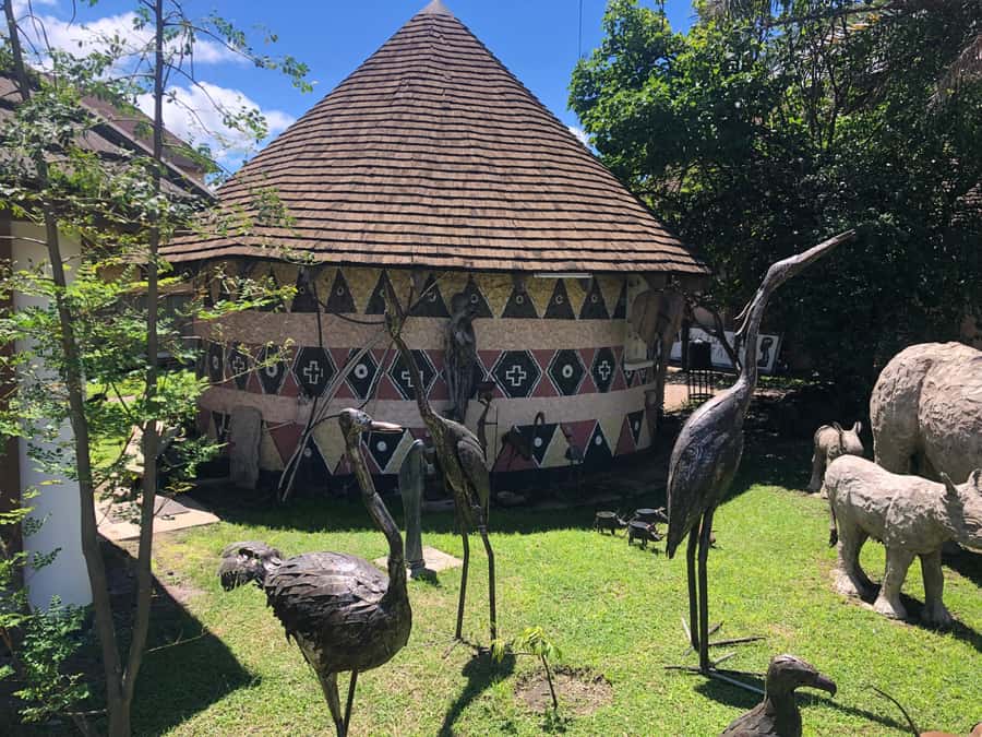 Arusha: Cultural Heritage, Tanzanite Tour - The local foundation: recycled-material crafts and disability inclusion