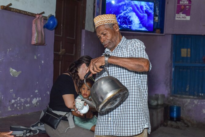 Authentic Street Food Tours in Stone Town, Zanzibar - Cultural stops without the museum vibe