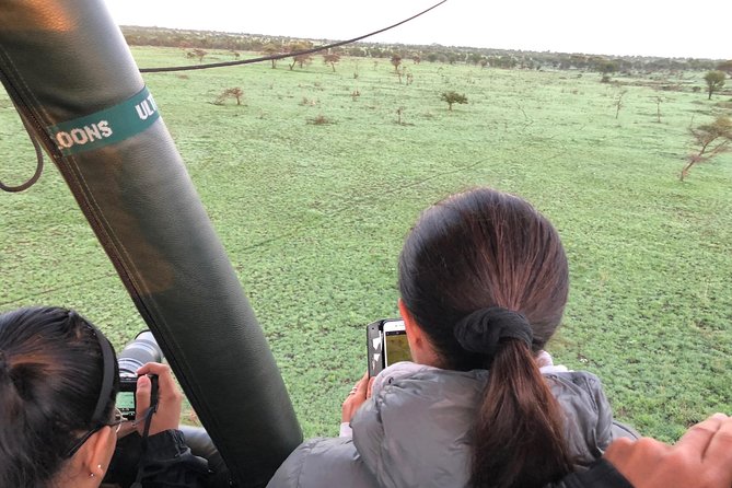 Balloon Safari & Bush Breakfast in Serengeti - Miracle Experience - The flight: 1 hour of sunrise views and wildlife spotting