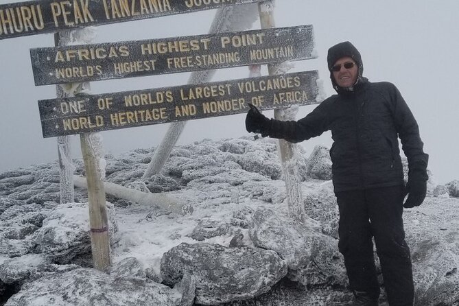 Best 5 Days Marangu Route Climbing on Kilimanjaro - Crowds and the same-route tradeoff on Marangu