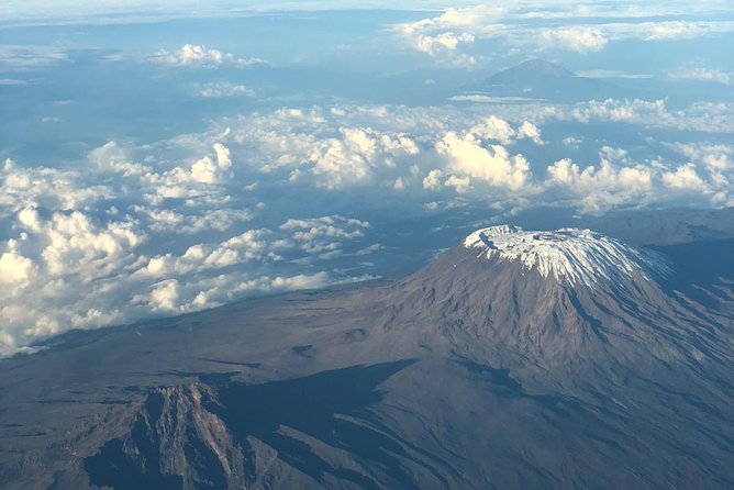 Best Kilimanjaro hiking day trip tour with Kilinge Adventures - Guides on Kilinge Adventures: motivation plus real talk