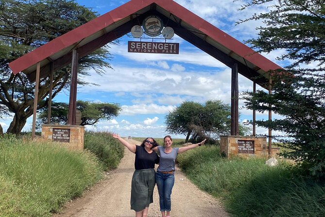Best of Tanzania 5days 4nights safari - Day 4: Ngorongoro crater descent, then a Maasai boma visit