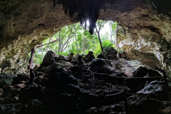 Cave Tour & Rock Restaurant Visit - Getting picked up near Old Fort and staying comfortable in the heat