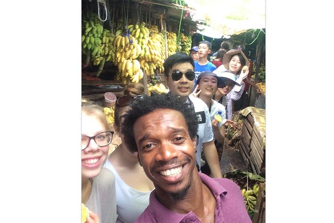 Cultural Walking Tour through Stonetown, a UNESCO World Heritage Site - Daranjani Bazaar: the smell and sound of everyday Zanzibar