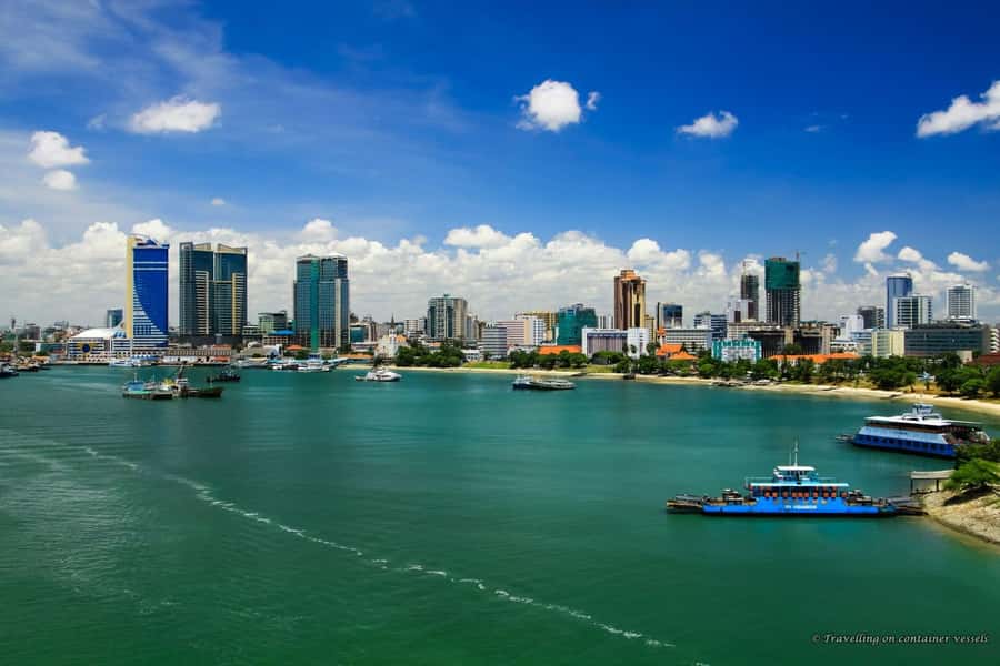 Dar es Salaam: City Tour - Dar es Salaam National Museum and Askari Monument: your fast route to context