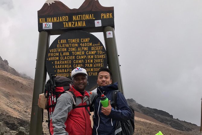 Discover The Best 7-day Kilimanjaro climbing via Machame route - Day 4: Barranco Wall to Karanga Camp, acclimatization in alpine desert edge