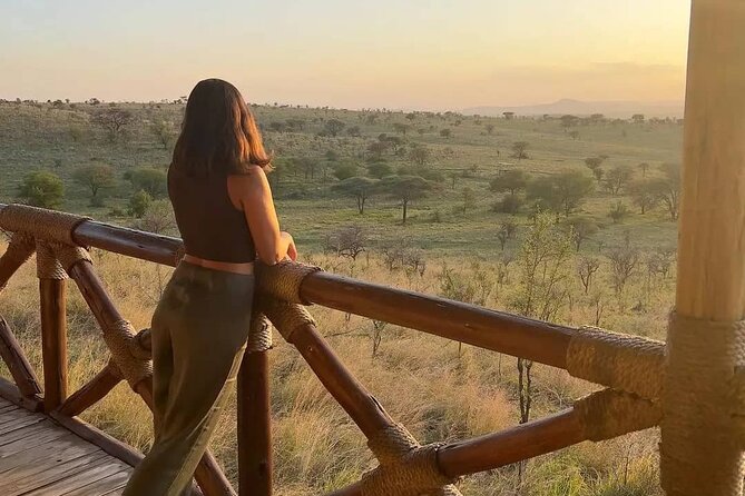 Elephant Safari Tanzania 4 Days **Sustainable Approach to Travel - Driving into Serengeti National Park and the Wildebeest Camp