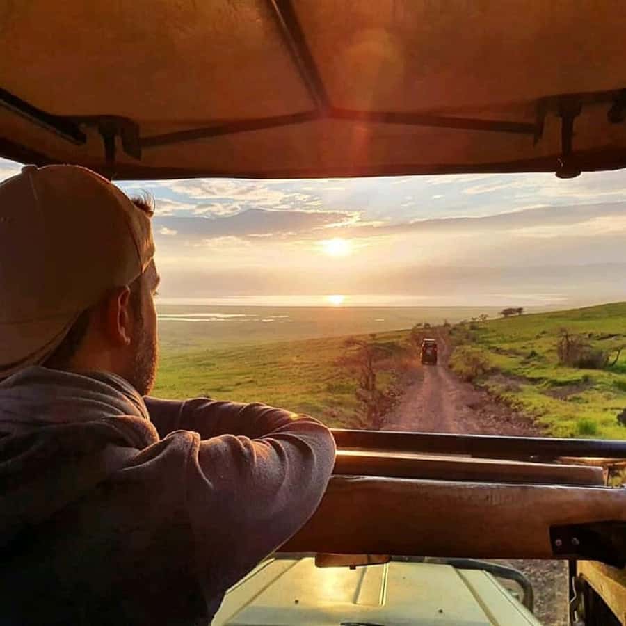 From Arusha: Tarangire and Ngorongoro Crater Camping Safari - Day 2 at Ngorongoro Crater: Viewpoint, Descent, and the Black Rhino Hunt