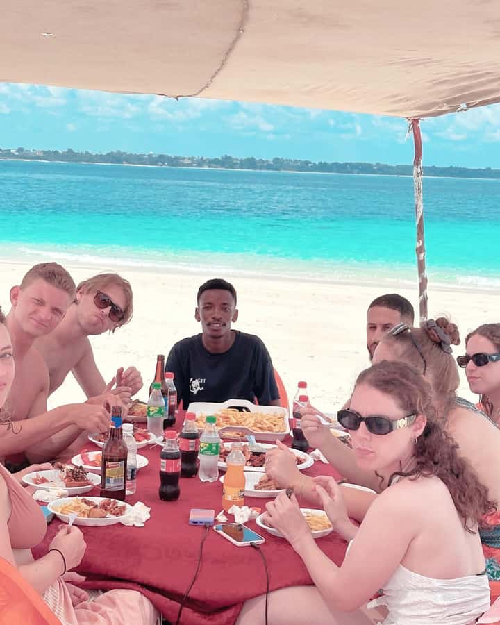 From Nungwi: Prison Island & Nakupenda Sandbank With Lunch - Prison Island and Nakupenda, the practical two-stop Zanzibar day