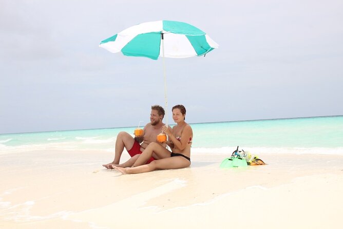 Full-Day Blue Lagoon and Sandbank Boat Tour from Zanzibar ( Safari blue) - Safari Blue lagoon and sandbank: the day’s main event