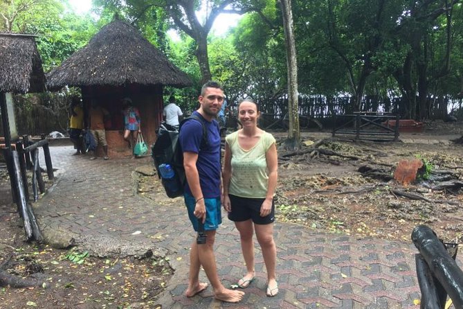 Full-day Prison Island, Nakupenda and Stone Town Tour with Lunch Buffet - Stone Town in 2 hours: what you can realistically see