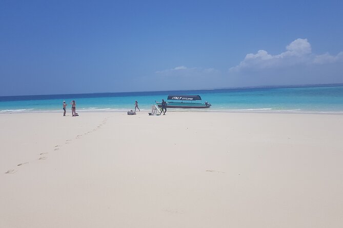Full day private Nakupenda bis / Nyange Sandbank in Zanzibar - The full schedule: from Stone Town pickup to your return ride