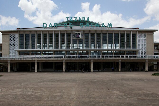 Full-Day Private Tour of Dar es Salaam - Dar es Salaam War Cemetery: the stop that gives the day its meaning