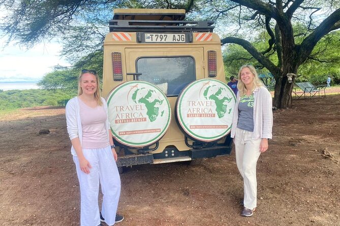 Full-Day Trip to Ngorongoro Crater from Arusha Town - Guides in English, Spanish, and French, plus real personality