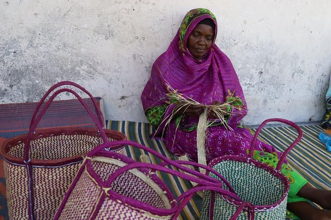 Jambiani Village Women at work and play - Weaving, makuti, and kofia sewing: more skills than you expect
