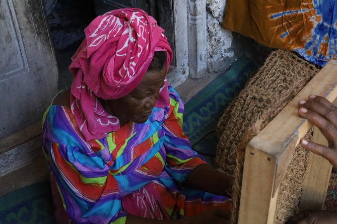 Jambiani Village Women at work and play - Kanga lessons and henna painting: small cultural moments, big payoff