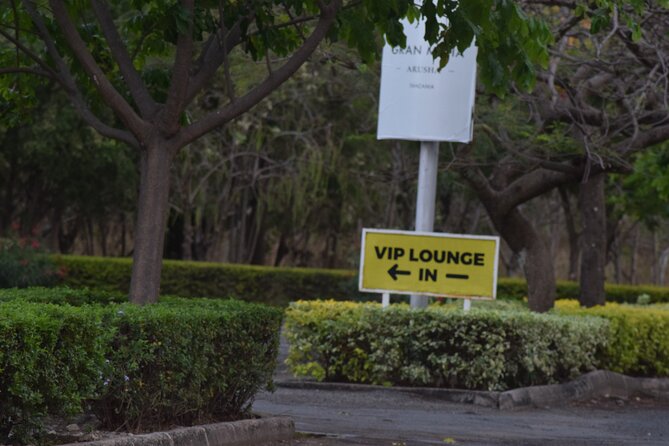 Kilimanjaro Airport Transfer | Pick Up & Drop up | With BURIGI CHATO SAFARIS LTD - The Best Fit for Your Kilimanjaro or Safari Schedule