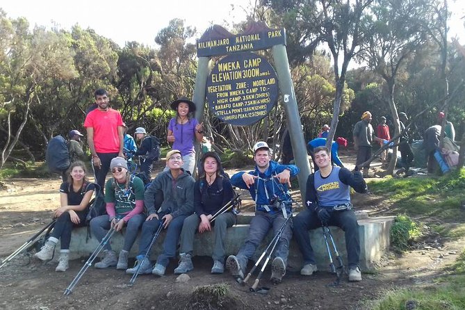 Kilimanjaro Climbing Rongai Route - Day 5 saddle crossing to Kibo Hut: waiting for the midnight summit window