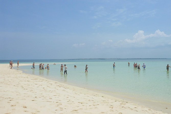 Kwale Island Dhow Sailing Tour from Zanzibar with Seafood Lunch - The tidal sandbank at Menai Bay: why you should embrace the wait