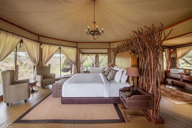 Leopard Luxury Safari in Tanzania - Olduvai Gorge Museum on the way to Serengeti: Rift Valley time travel