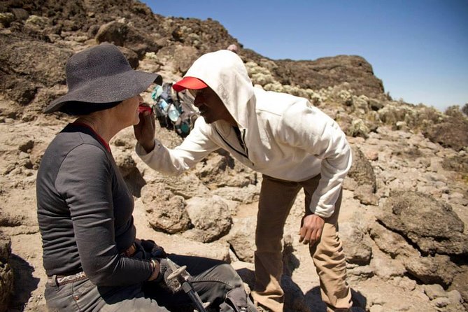 Machame Route 6 days 5 Nights/Kilimanjaro Climb - Day 4: South Circuit views from Karanga Valley to Barafu Hut