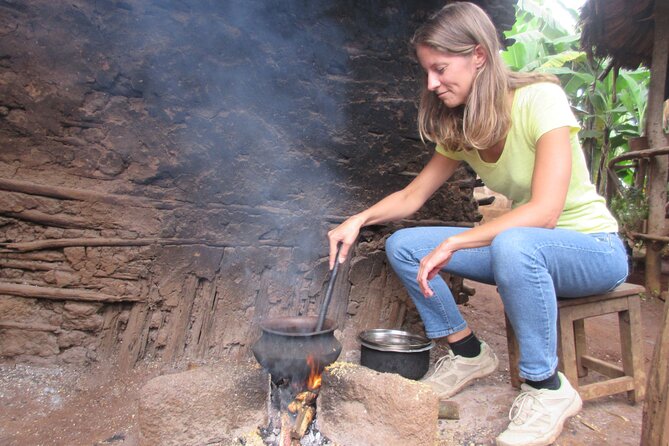 Materuni Thundering Waterfalls,Coffee Experience with Moshi Town Tour - Lunch in Materuni: simple fuel after a farm hike