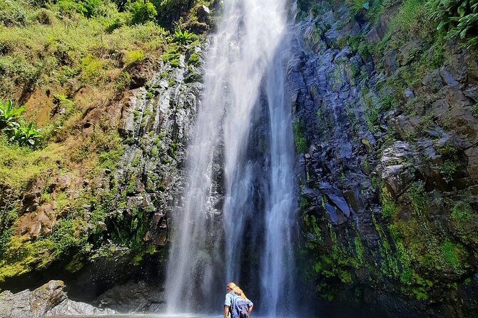 Materuni waterfalls and coffee Tour - Lunch included: fuel for the hike and the swim