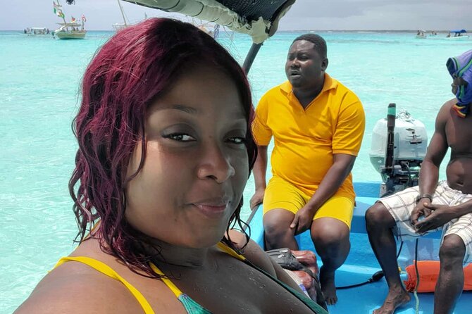 Mnemba Private Snorkeling Experience - Why fishing-free Mnemba means better sightings