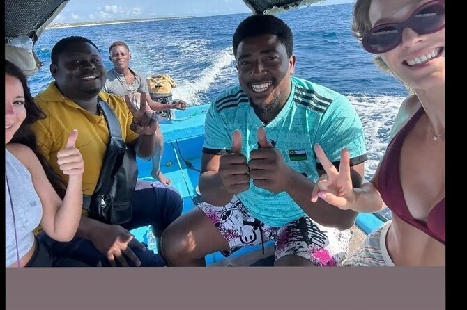 Mnemba Private Snorkeling Experience - The guide factor: safe, helpful, and locally minded
