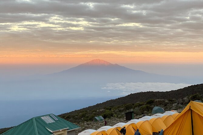 Mt. Kilimanjaro Climb - 8 Day Lemosho Route - Day 5: Great Barranco Wall (Kissing Wall) and Karanga Valley setup