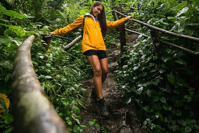 Napuru Waterfalls - Lunch box timing: how the meal fits the hike