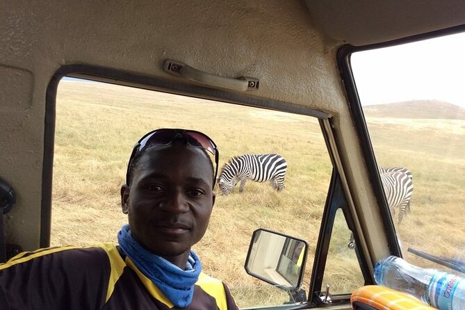 Ngorongoro Crater Day Trip - Small-Group Comfort: Air-Conditioning, Power Ports, and Time Management