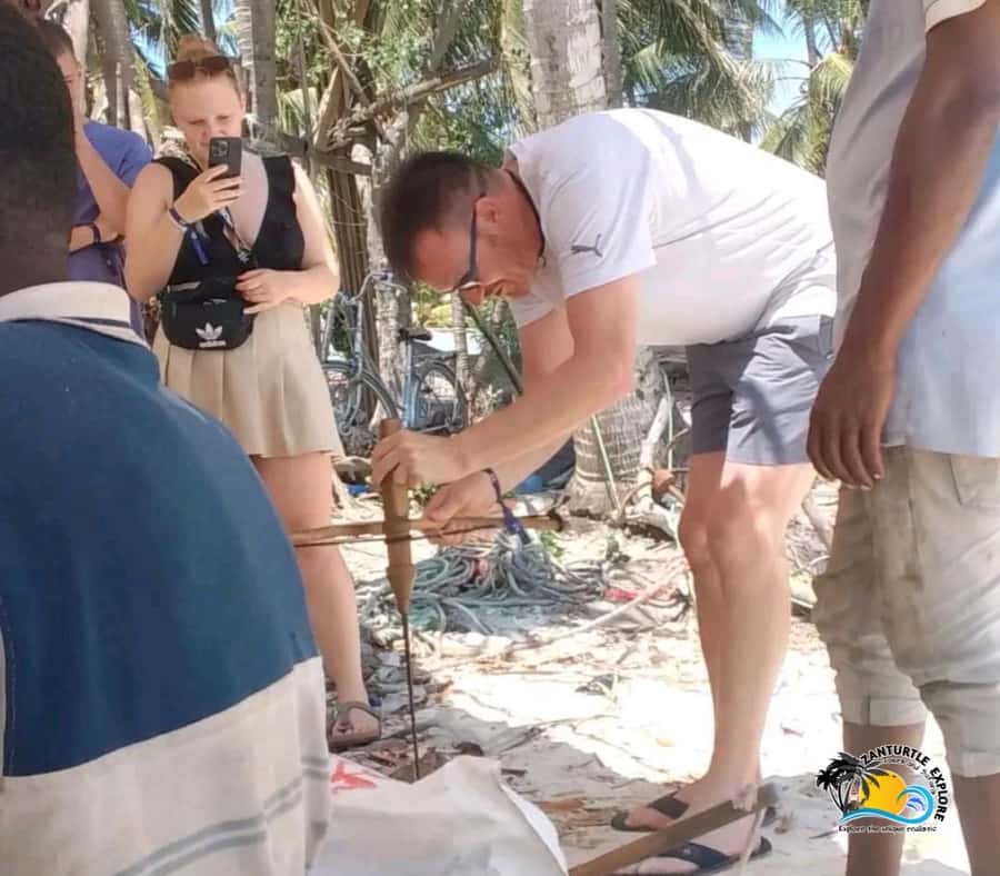 Nungwi Village Tour & Swim with Turtles at Mnarani Aquarium - Swimming With Sea Turtles: The $10 Cash Entrance Fee and How to Plan