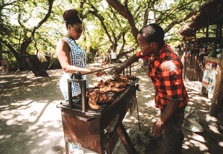 Private Chemka/Kikuletwa hotsprings with lunch & drinks - The best time to go if you care about serenity