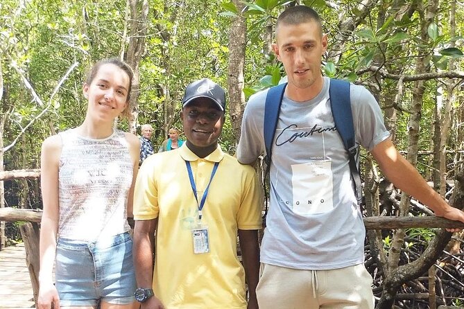 Private Historic Stone Town Tour - Old Fort (Ngome Kongwe) and the Power of Contrast